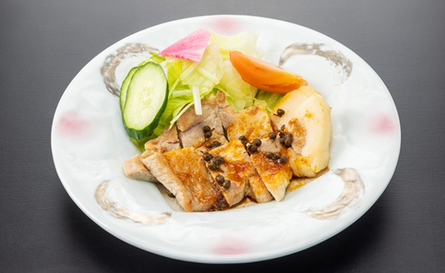山麓豚(さんろくぶた)の山椒焼き