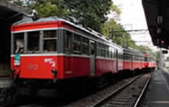 大平台駅・登山鉄道