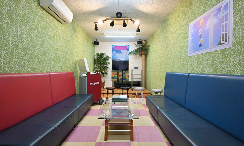 カラオケルーム